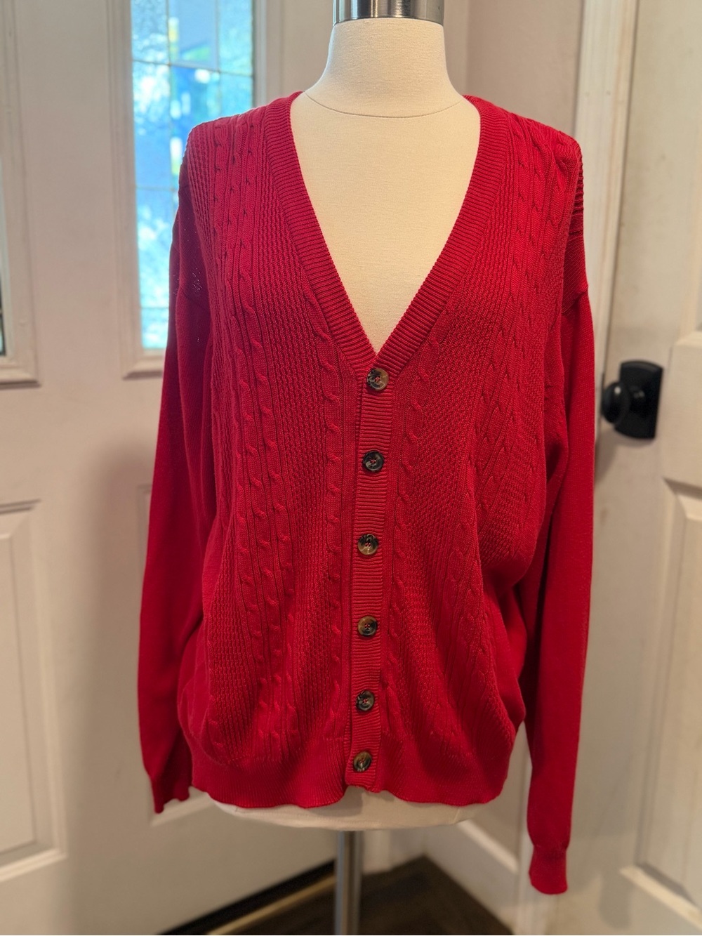 Oscar de la Renta Red Cable-Knit V-Neck Button Cardigan